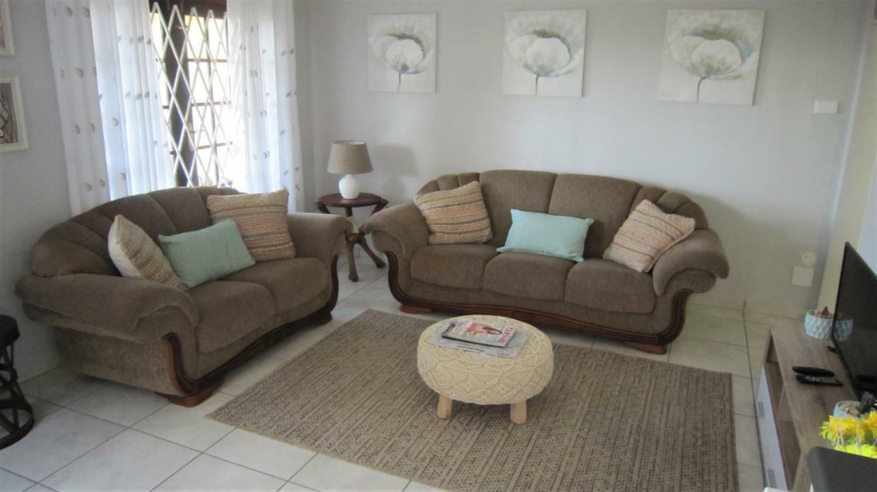 See Rus Self Catering Unit In Westbrook Kzn Private Neat And Cosy Экстерьер фото