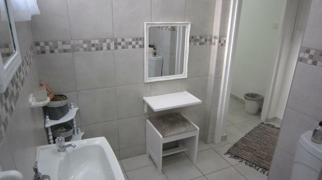 See Rus Self Catering Unit In Westbrook Kzn Private Neat And Cosy Экстерьер фото
